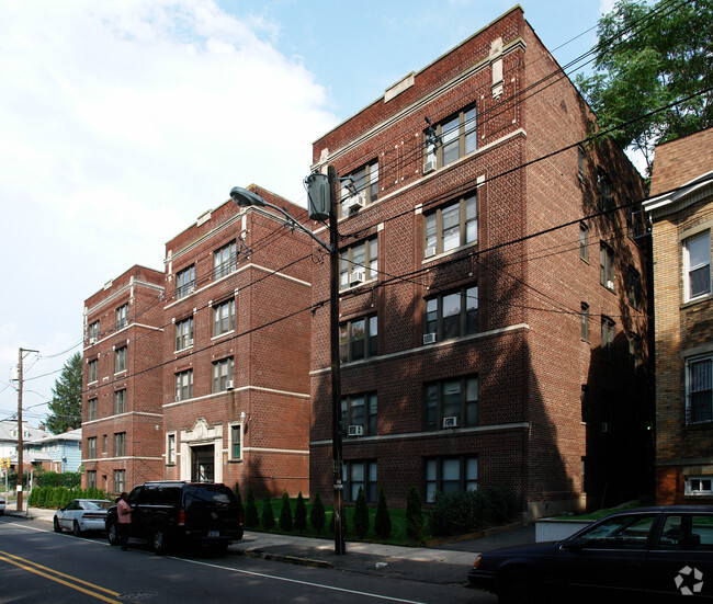 Building Photo - T&D Apartments