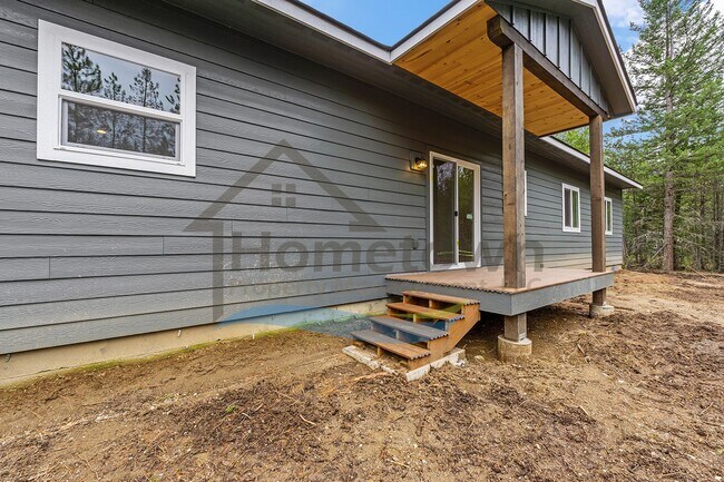 Building Photo - 4-Bedroom 2-Bathroom Home with Attached 2-Car Garage Available in Blanchard!