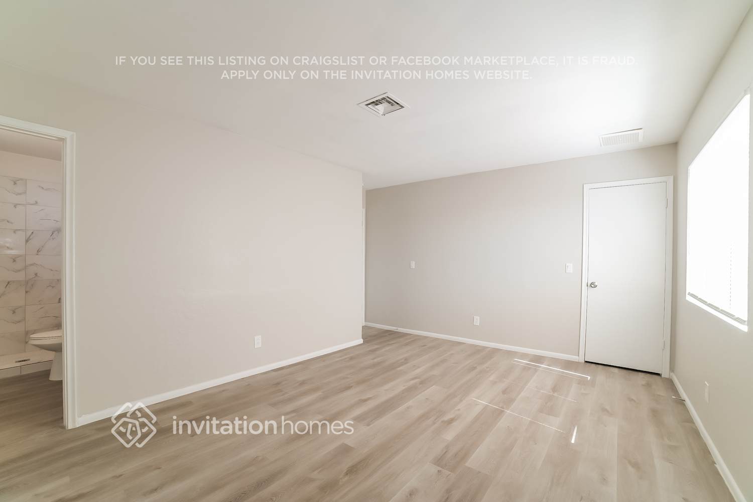 Building Photo - 12522 N 85th Ave