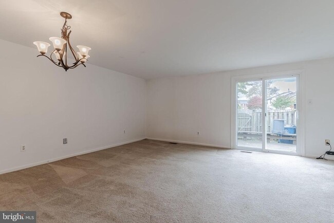 Building Photo - 14405 Black Horse Ct