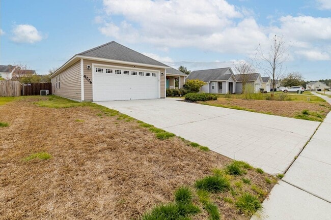 Building Photo - 4006 W T Whitehead Dr