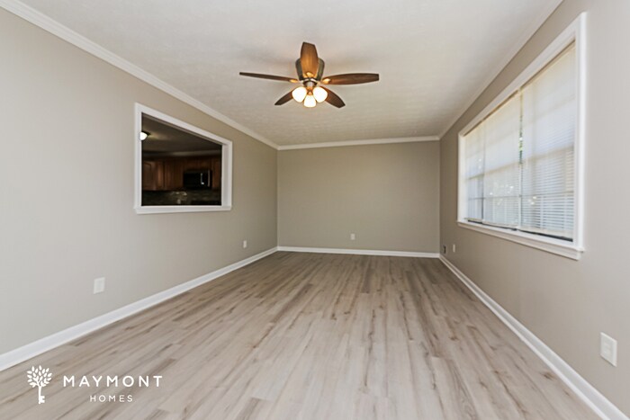 Building Photo - 6292 Wellington Dr