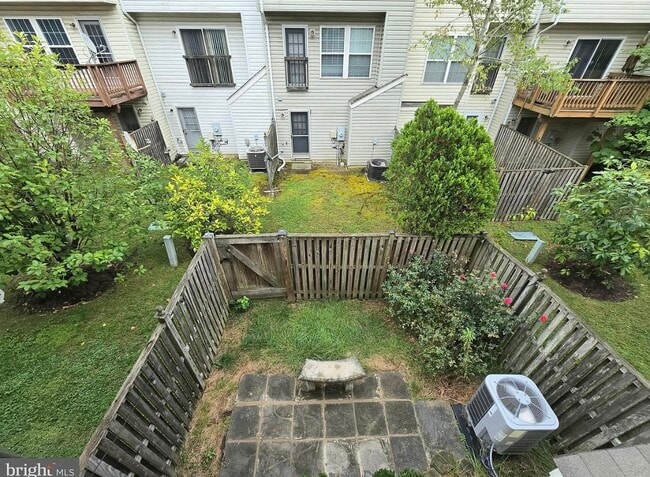 Building Photo - 13907 Edwall Dr