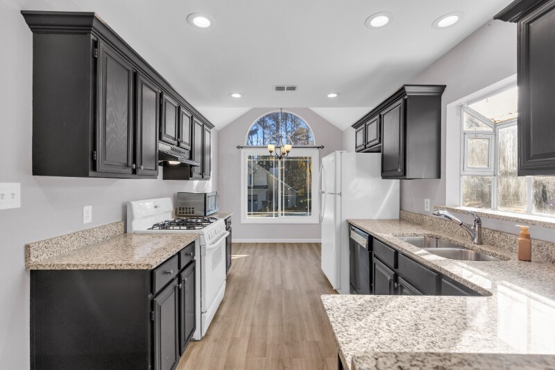 Building Photo - 1264 Watercrest Cir