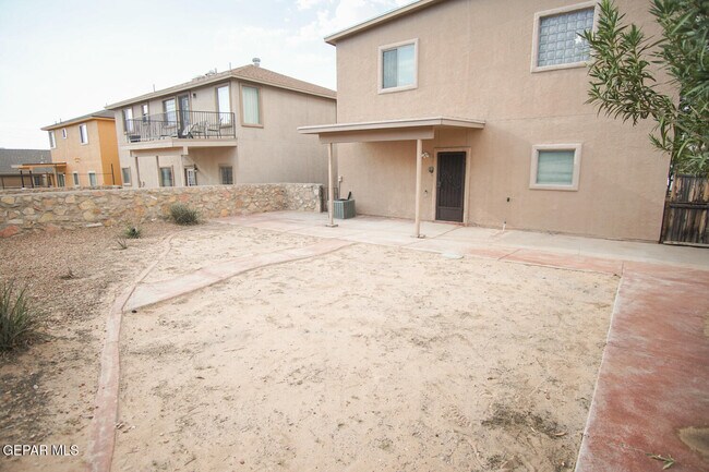 Building Photo - 14206 Otter Point Ct
