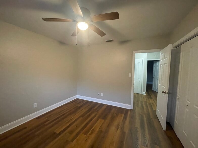 Bedroom 2 - 124 W 4th Ave