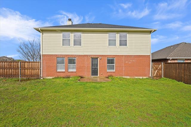 Building Photo - 2743 Hacienda Lake Dr