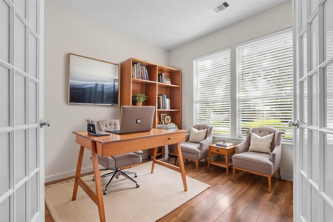 Building Photo - 6719 Path Way Ct