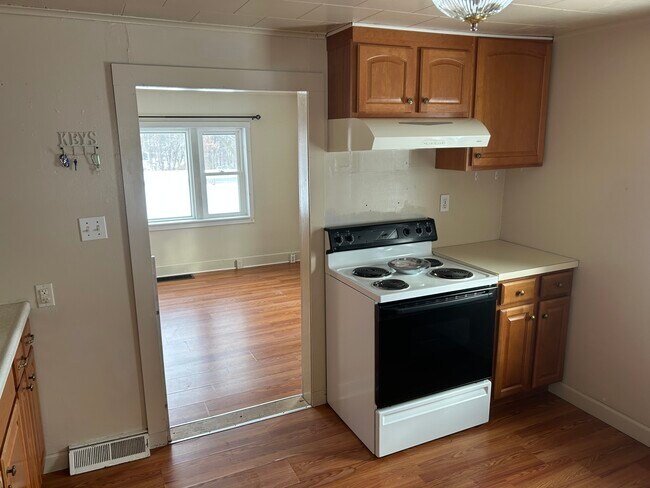 Building Photo - 1146 Lancaster Pike