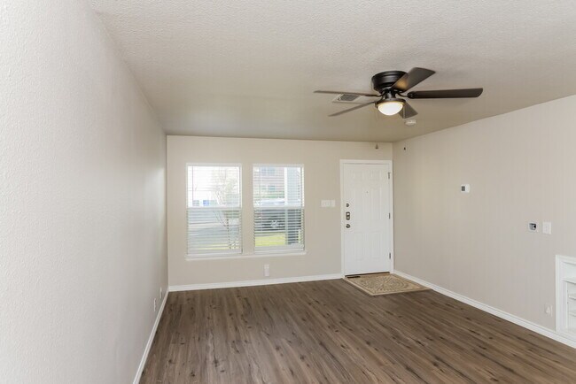 Building Photo - 9414 Arden Bend