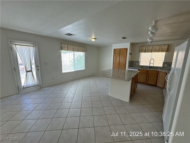 Building Photo - 10229 Abano Ct