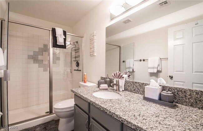 Building Photo - 101 Luna Way