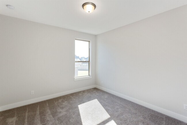 Building Photo - 21311 Blue Wood Aster Ct