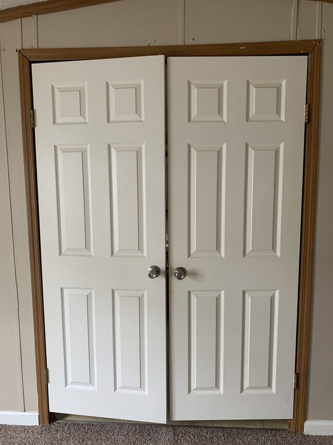 Building Photo - 122 Zackary St