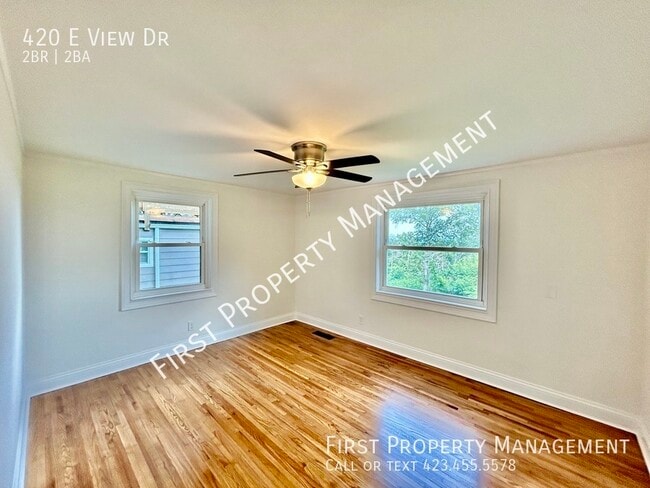 Building Photo - 420 E View Dr