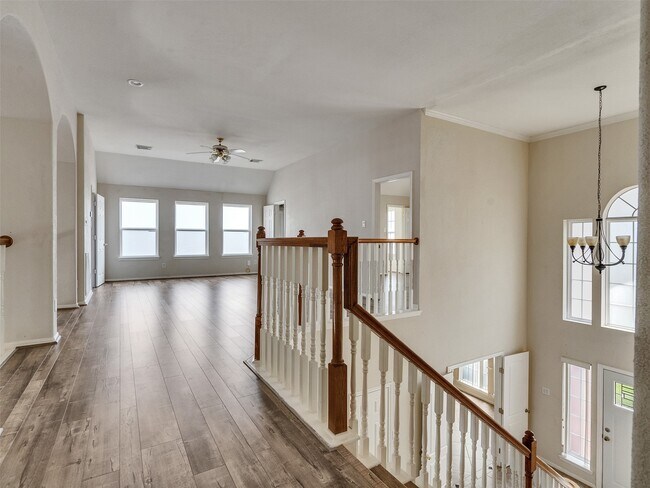 Building Photo - 3902 Breaux Bridge Ln