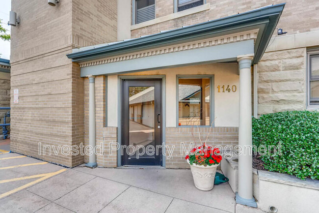 Building Photo - 1140 Columbine St