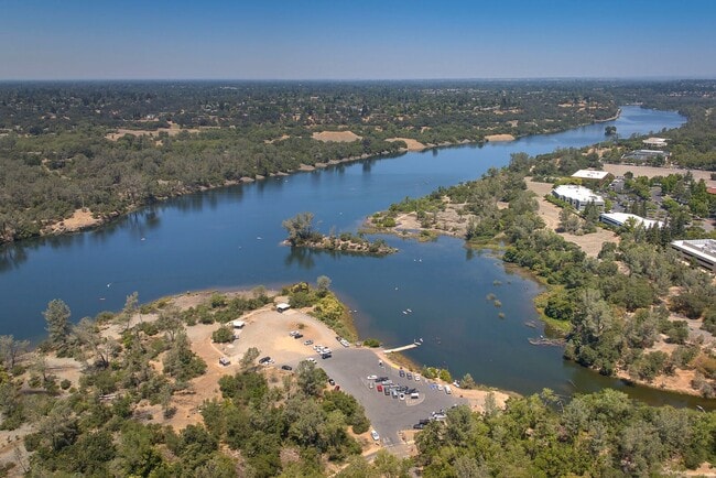 Building Photo - 213 Pacific Oak Ct