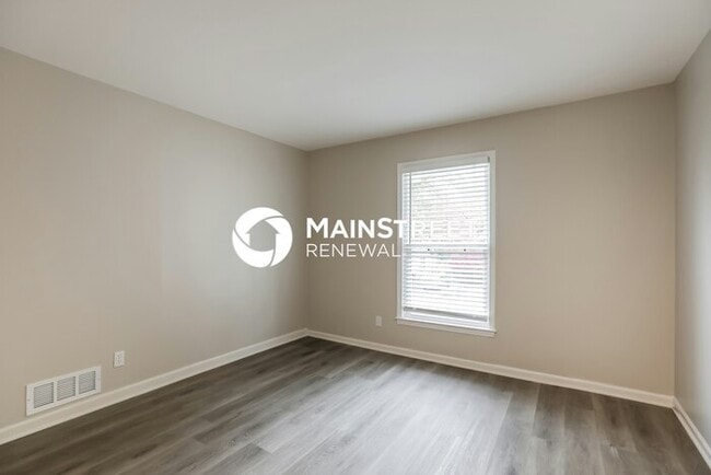 Building Photo - 5 Bedroom Pet-Friendly Home in LIBERTY, MO...