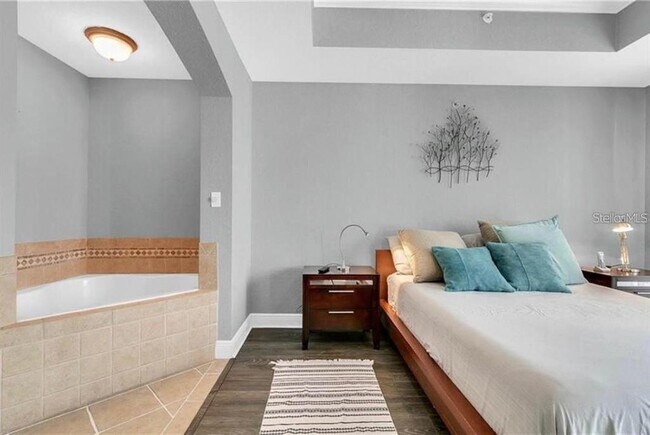 Building Photo - 1310 Seven Eagles Ct