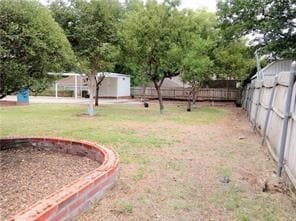 Building Photo - 2410 Royal Acres Dr