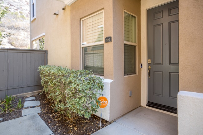 Building Photo - 2802 Bellezza Dr