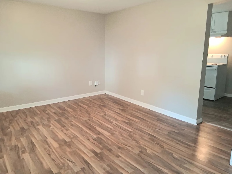 Building Photo - 3506 Kahlert Ave