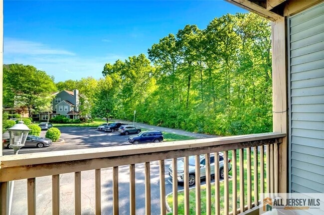 Building Photo - 6092 Cedar Ct