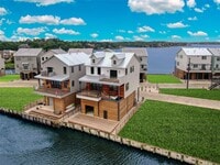 Building Photo - 28 Cmdr. Runco Ln