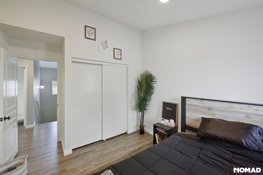 Building Photo - 44873 Rein Ct