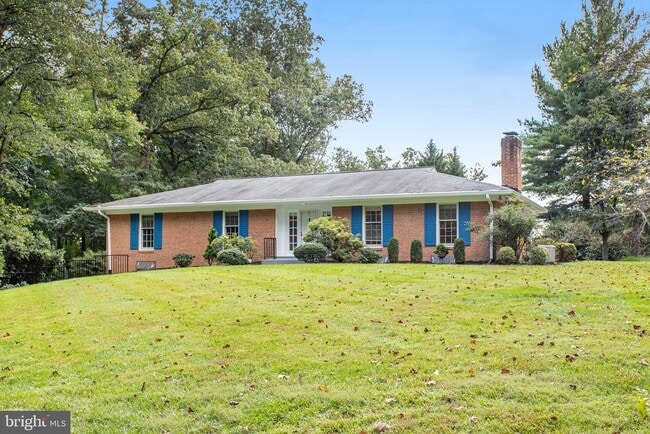 Building Photo - 9801 Orchid Cir