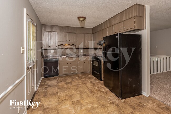 Building Photo - 3104 Cobblestone Dr