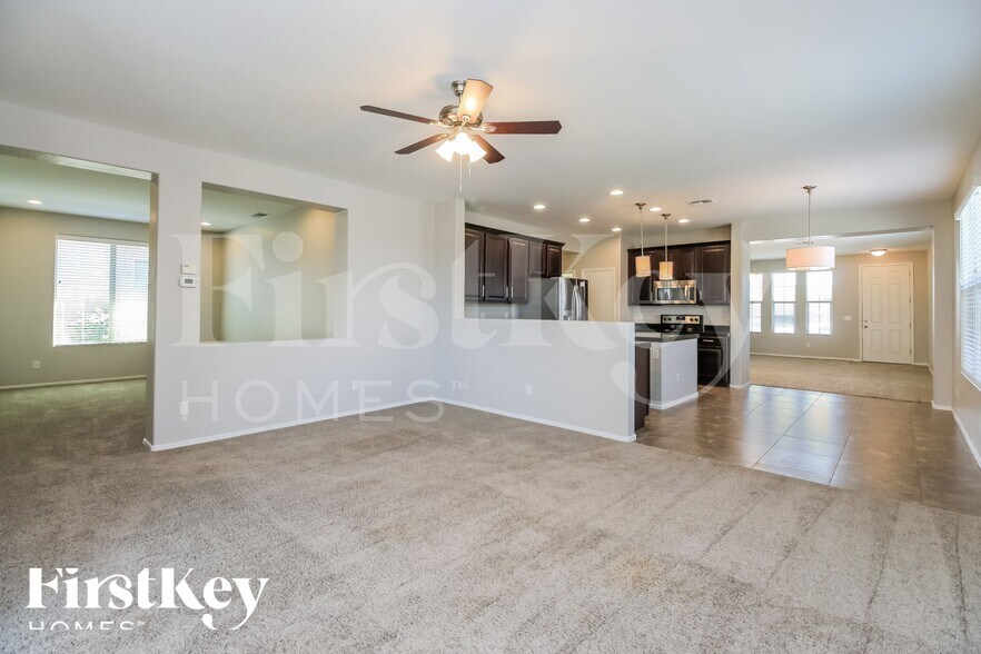 Building Photo - 3798 E Alamo St