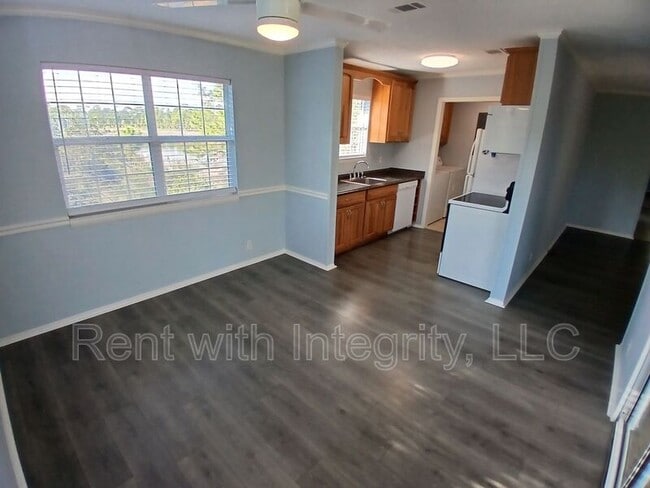 Building Photo - 669 Bald Point Rd