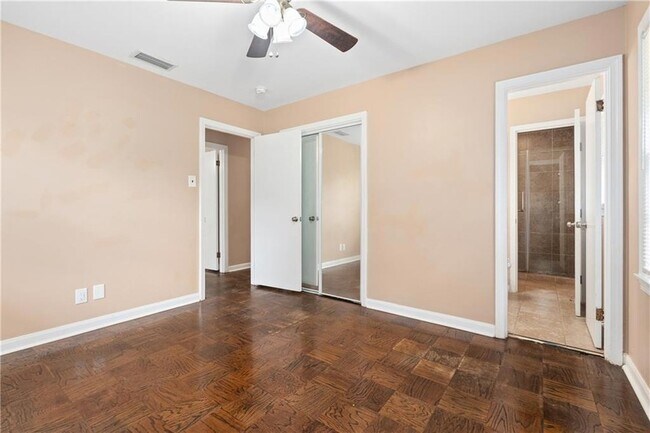 Building Photo - 4242 Marmora Dr