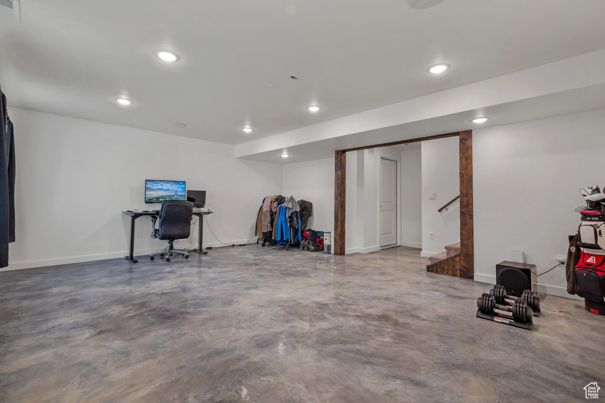 Building Photo - 898 N 1120 E
