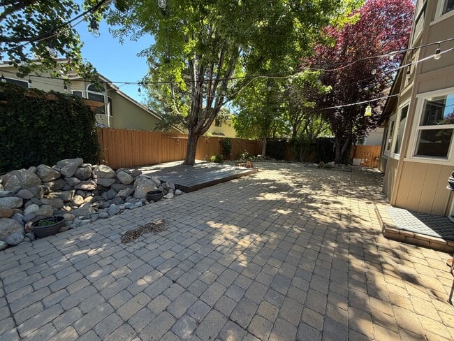 Building Photo - 3113 Sweet Clover St