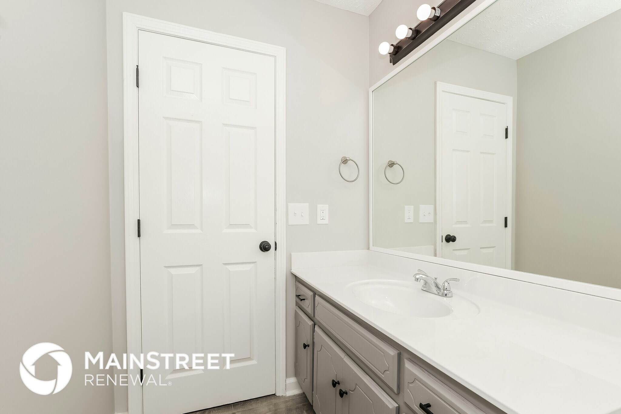 Building Photo - 801 Clouddale Ct