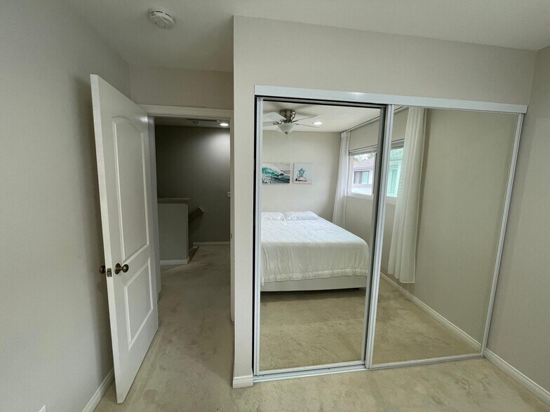 Building Photo - 404 Harbor Woods Pl