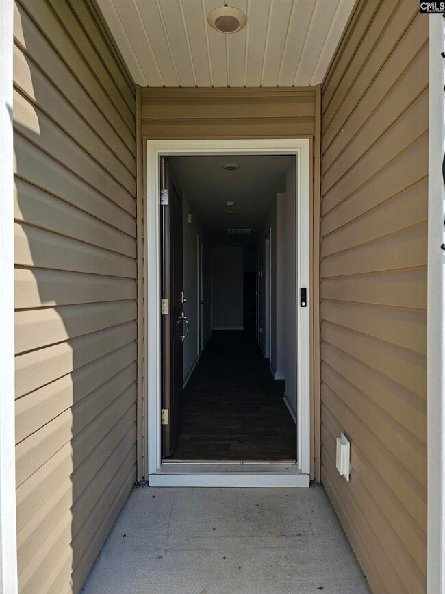 Building Photo - 3705 Stallion Dr