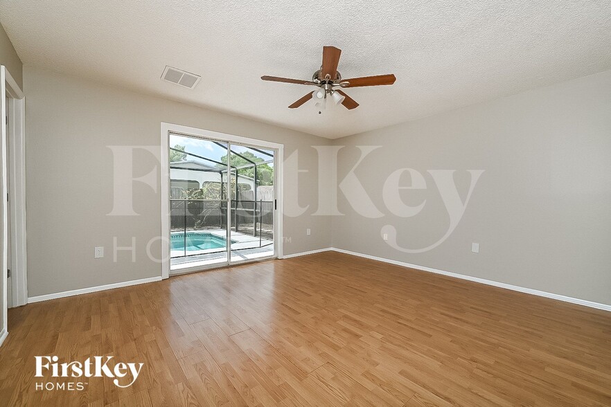 Building Photo - 6222 Palmview Ct