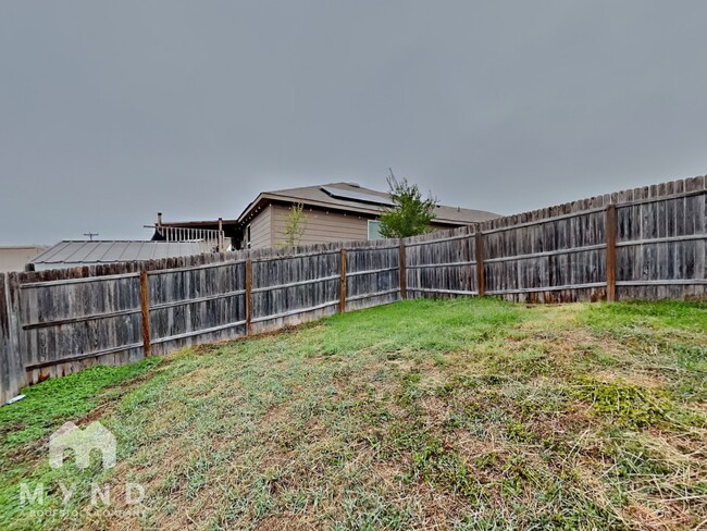 Building Photo - 7126 Texas Ridge Dr