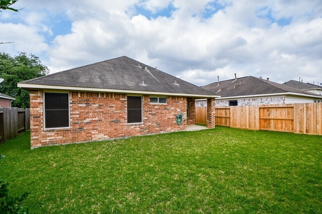 Building Photo - 7218 Fox Hall Ln