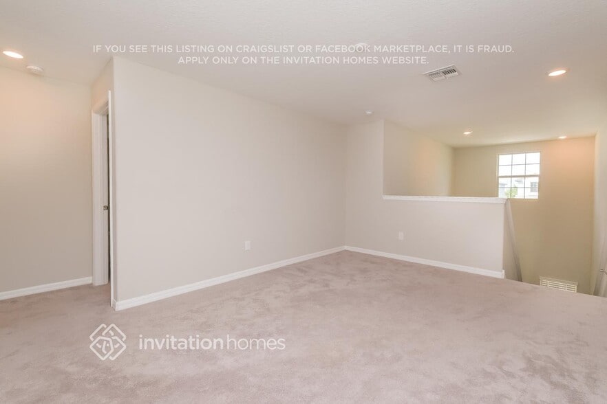 Building Photo - 2257 Jungle Dr