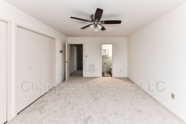 Building Photo - 6621 Wakefield Dr