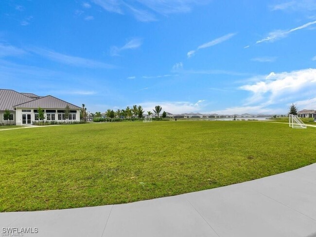 Building Photo - 14103 Pine Lodge Ln