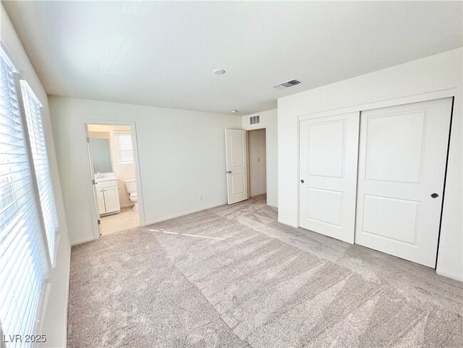 Building Photo - 6972 W Ford Ave