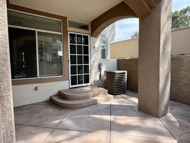 Building Photo - 12604 Carmel Country Rd