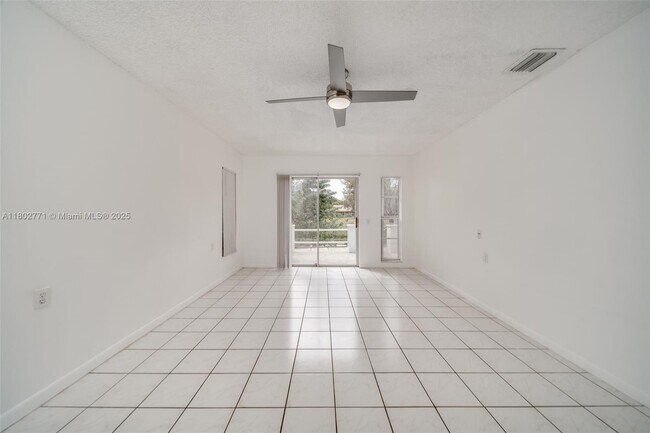 Building Photo - 11640 NW 39th St