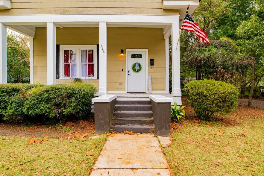 Building Photo - 318 Morgan Ave